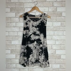 American Age Black & White Tie-Dye Sleeveless Top Size M